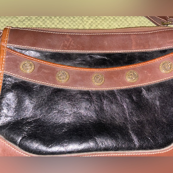 Vintage Brahmin crossbody - Picture 4 of 12